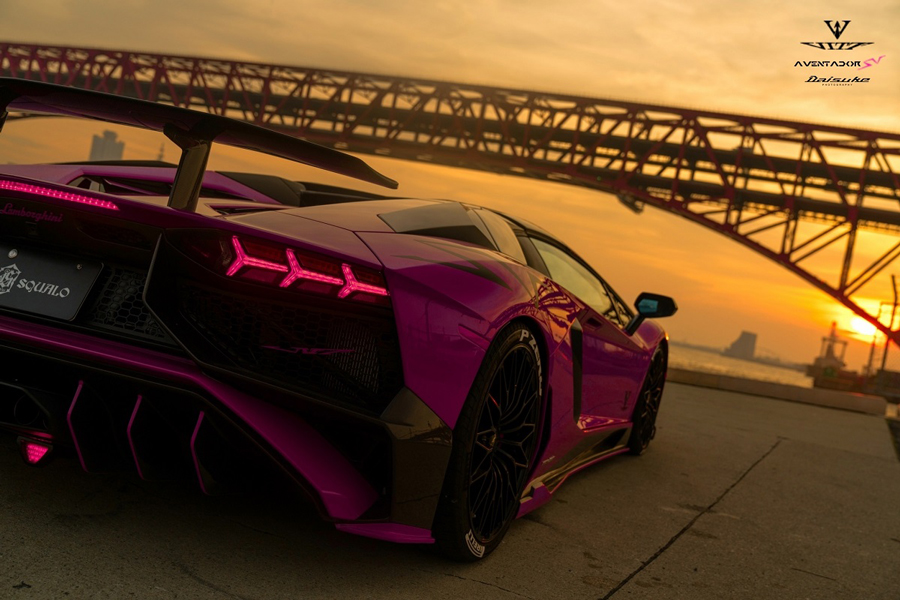 SQALO_AVENTADOR-SV